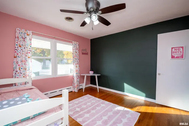 $130,000 | 206 North Minier Avenue, Minier, IL 61759