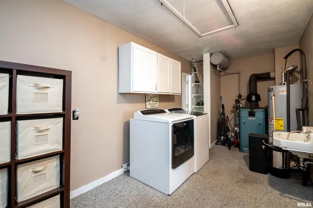 $130,000 | 206 North Minier Avenue, Minier, IL 61759