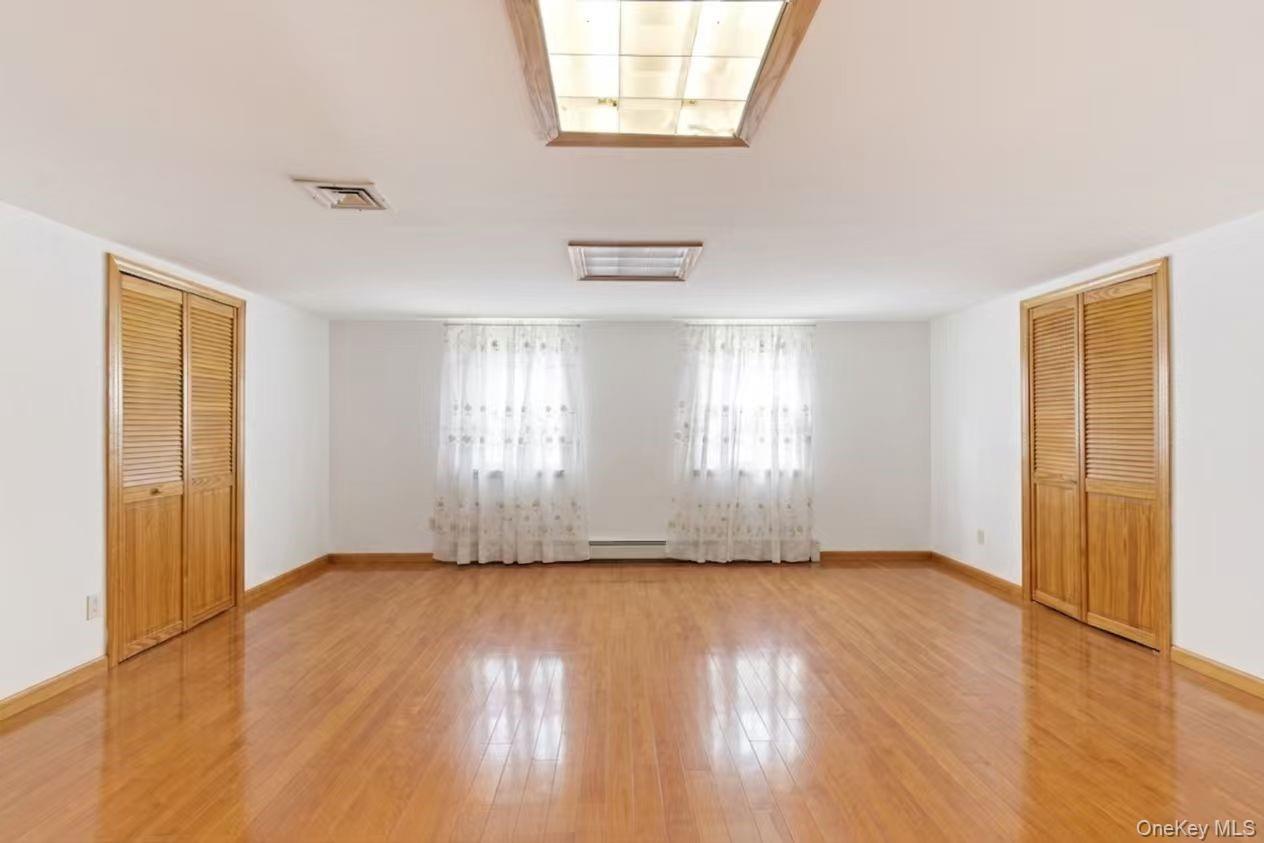 319 38th Road Queens, NY 11363 - Photo 23 of 41