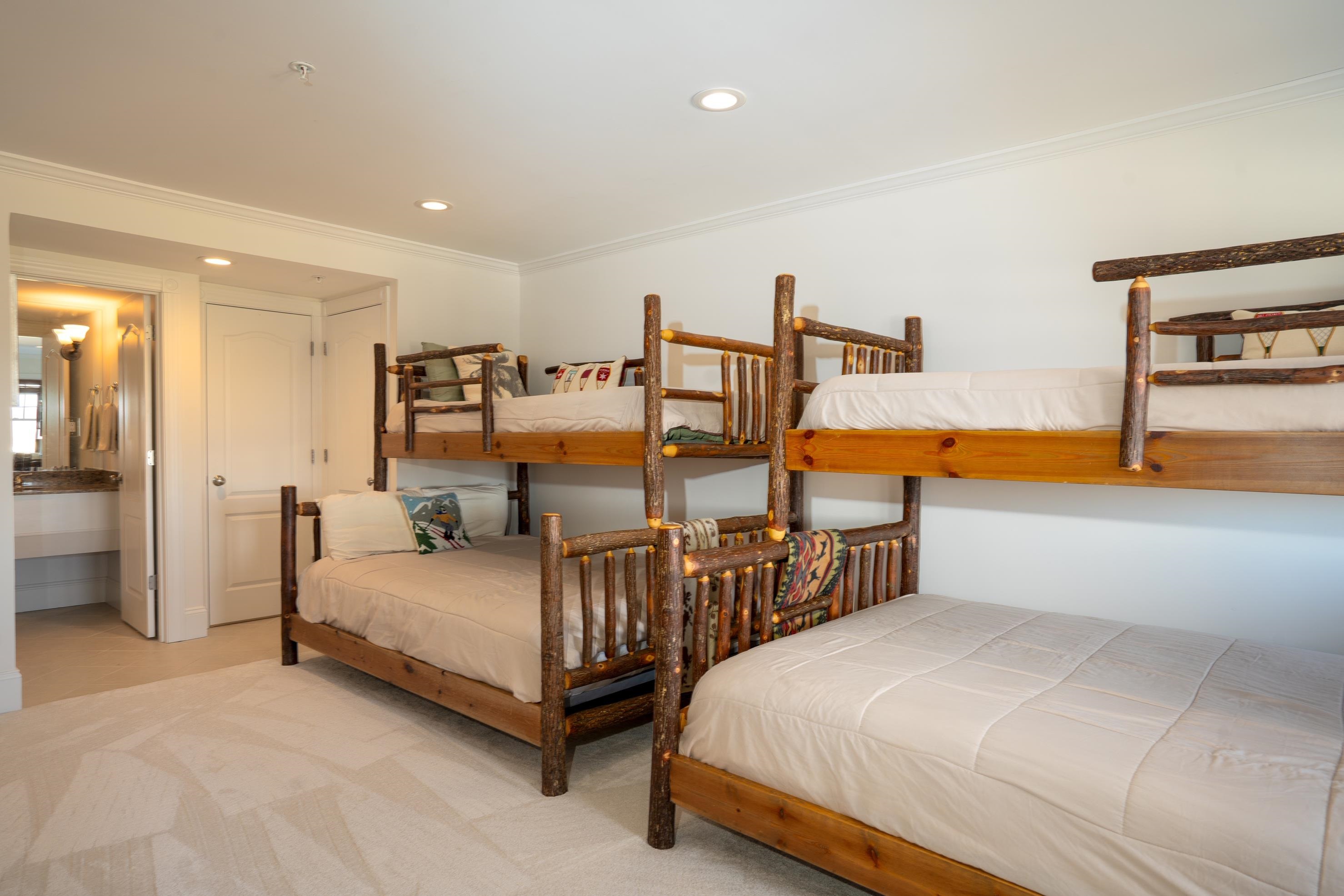 19 Village Lodge Road, Unit 209 Stratton, VT 05155 - Photo 27 of 36