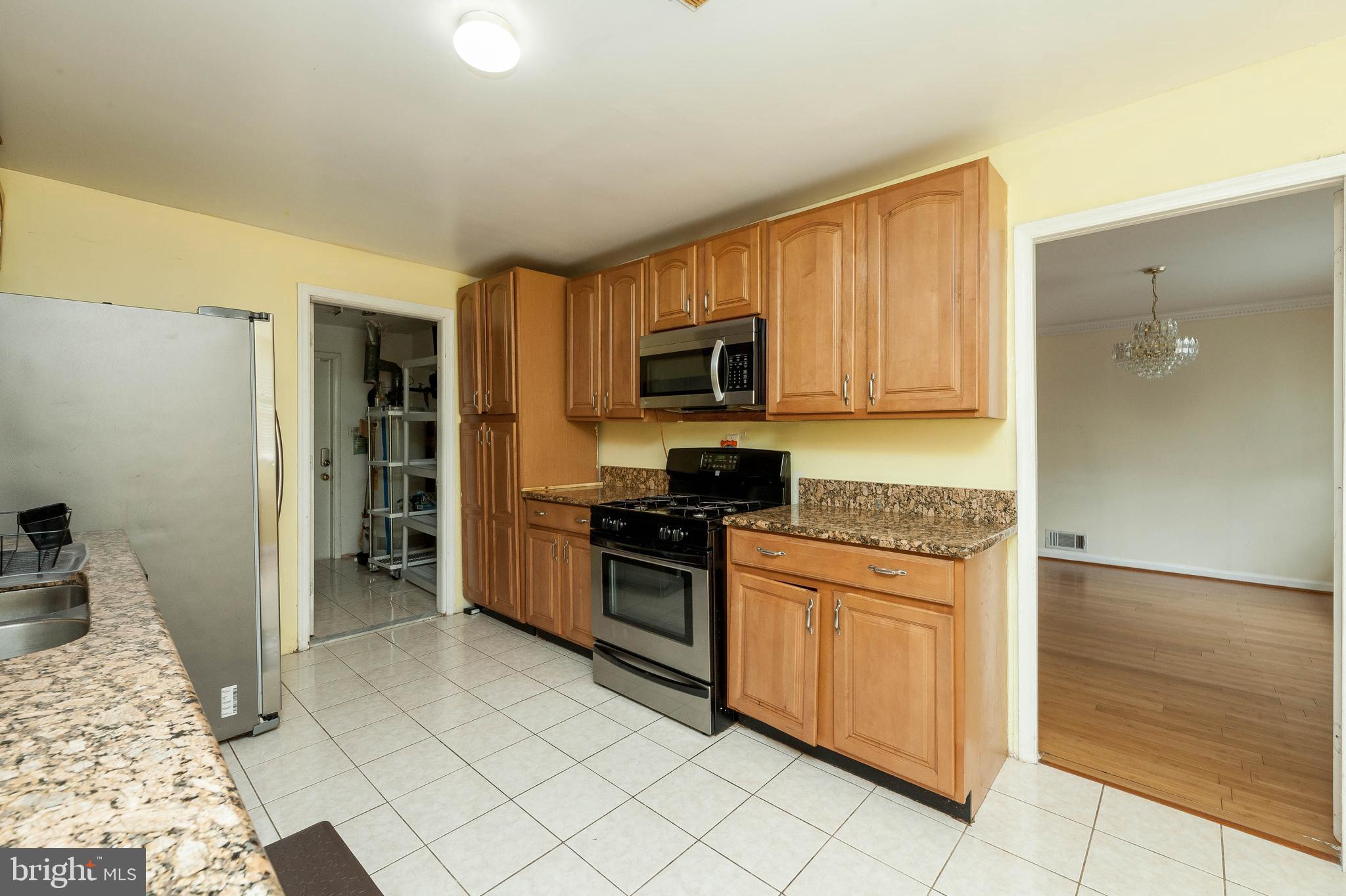 6214 Frontier Drive Springfield, VA 22150 - Photo 15 of 35