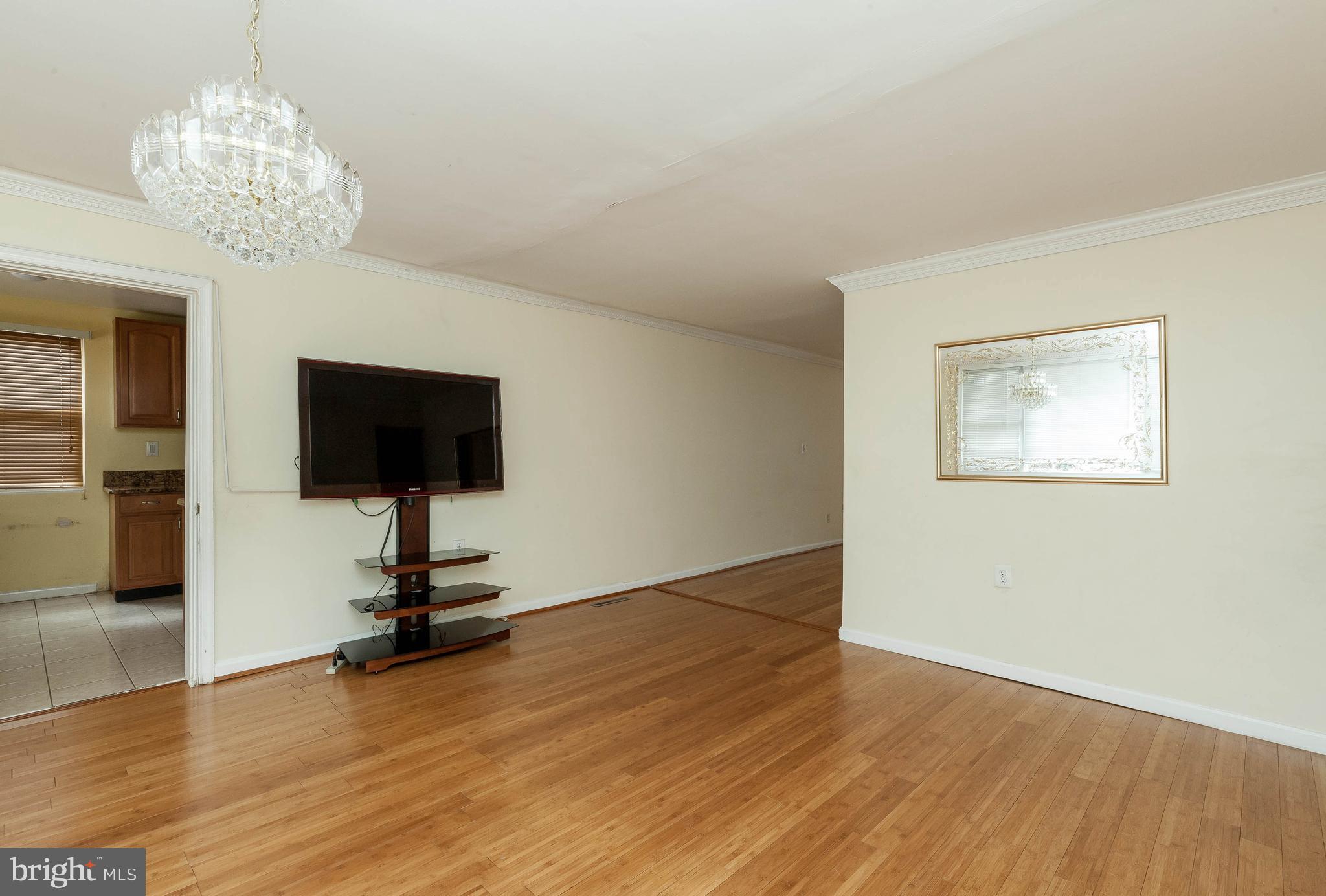 6214 Frontier Drive Springfield, VA 22150 - Photo 5 of 35