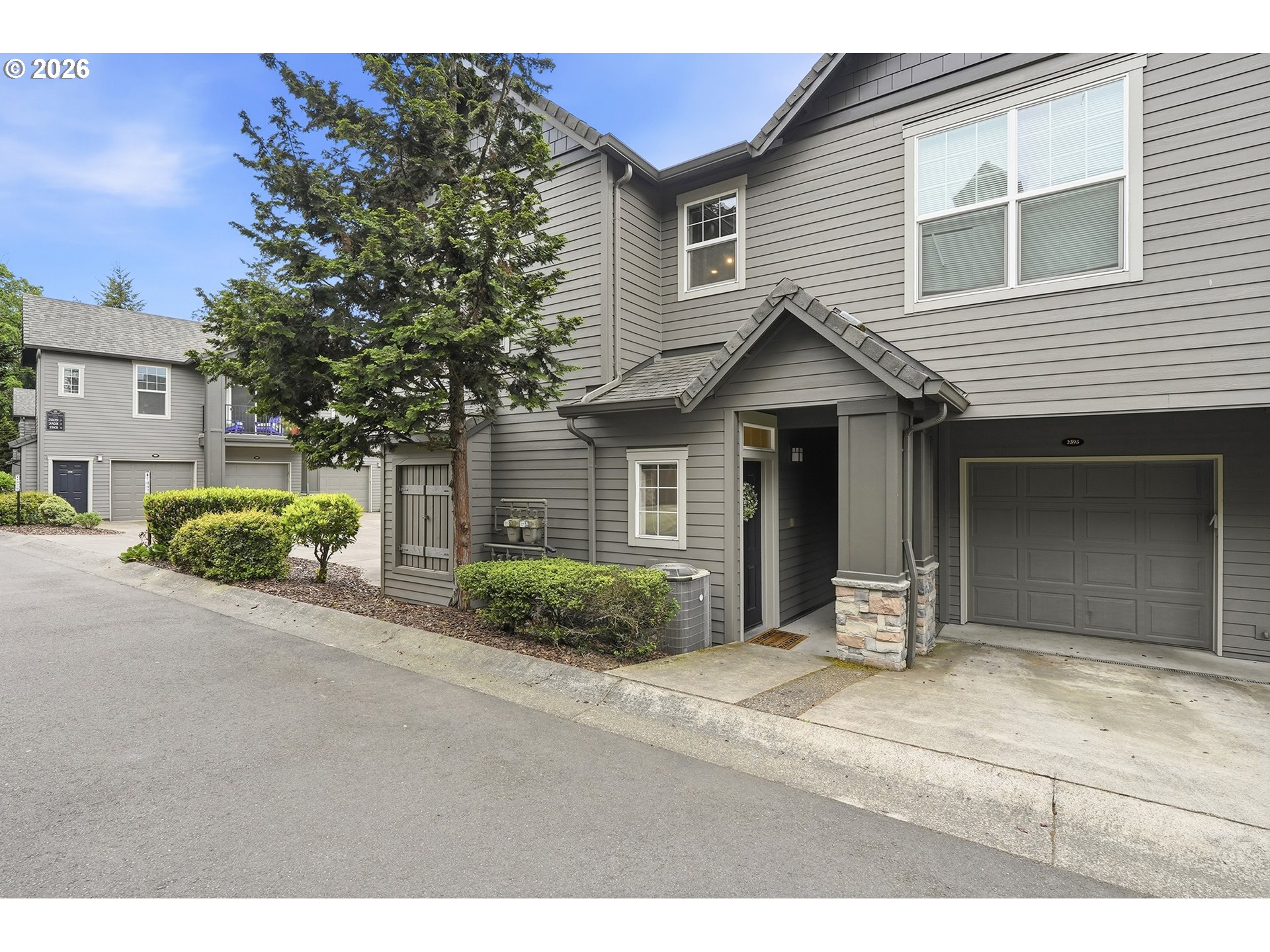 2365 Snowberry Ridge Court West Linn, OR 97068 - Photo 3 of 41
