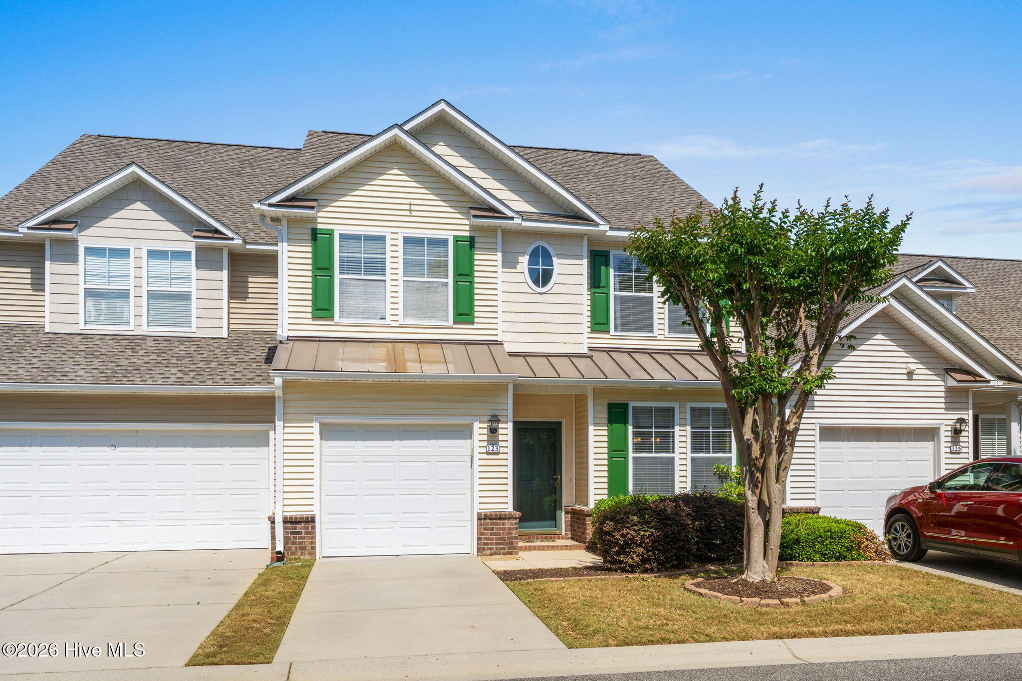 2-web-or-mls-123 Freeboard Ln 2