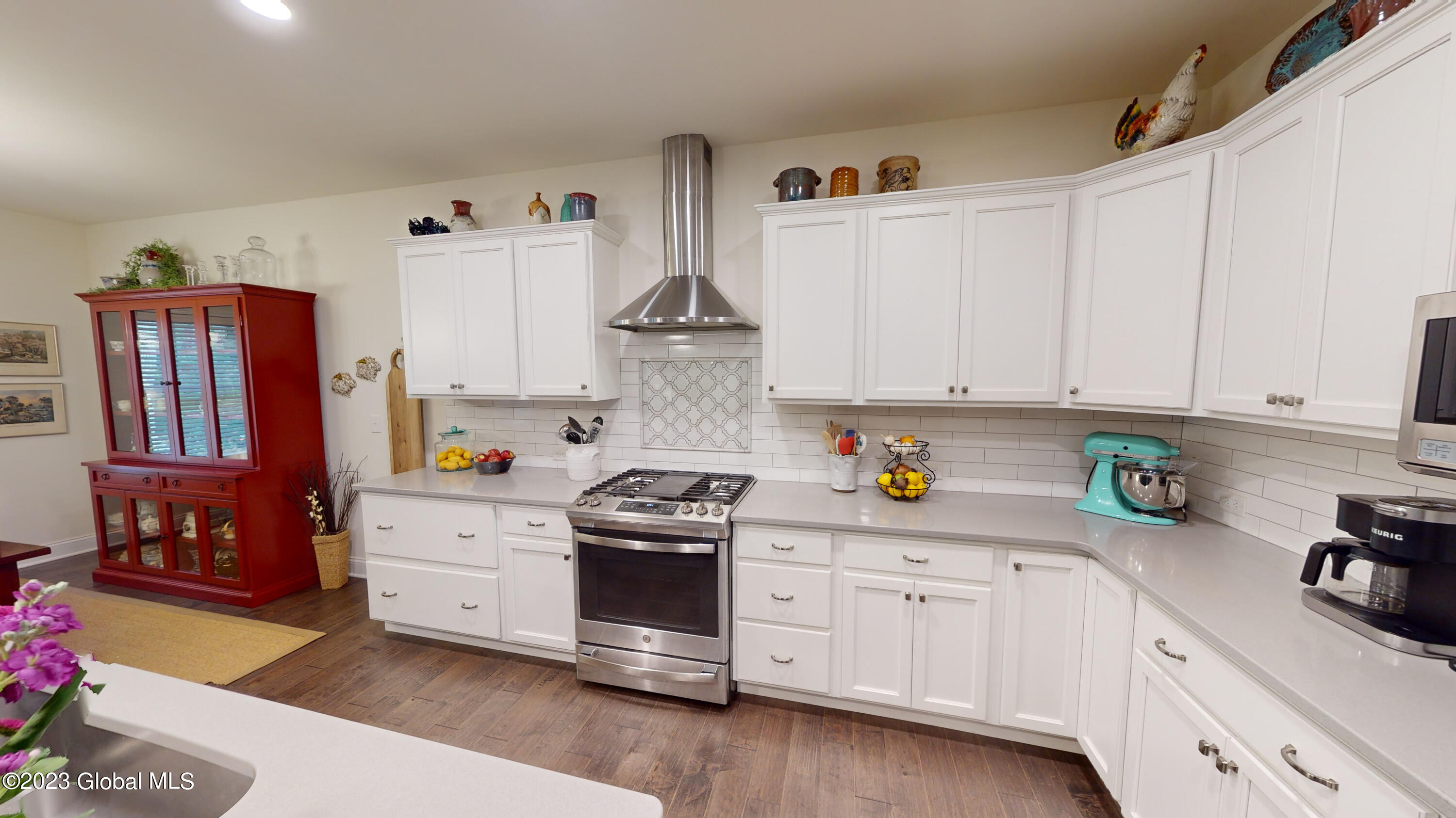17 Copper Ridge Drive Malta, NY 12118 - Photo 8 of 42 17-Copper-Ridge-Dr-10162023_191611