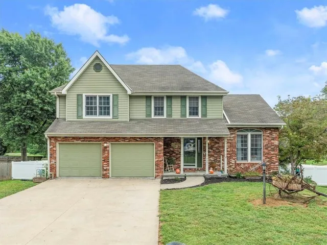$374,900 | 4001 North 39th Court, St. Joseph, MO 64506