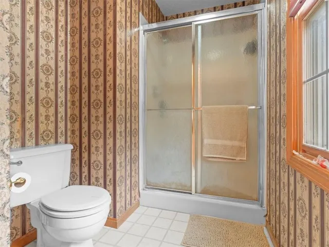 $374,900 | 4001 North 39th Court, St. Joseph, MO 64506