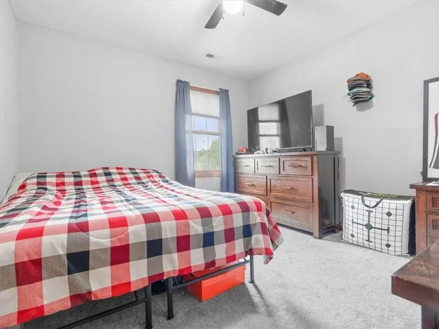 $374,900 | 4001 North 39th Court, St. Joseph, MO 64506