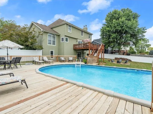 $374,900 | 4001 North 39th Court, St. Joseph, MO 64506