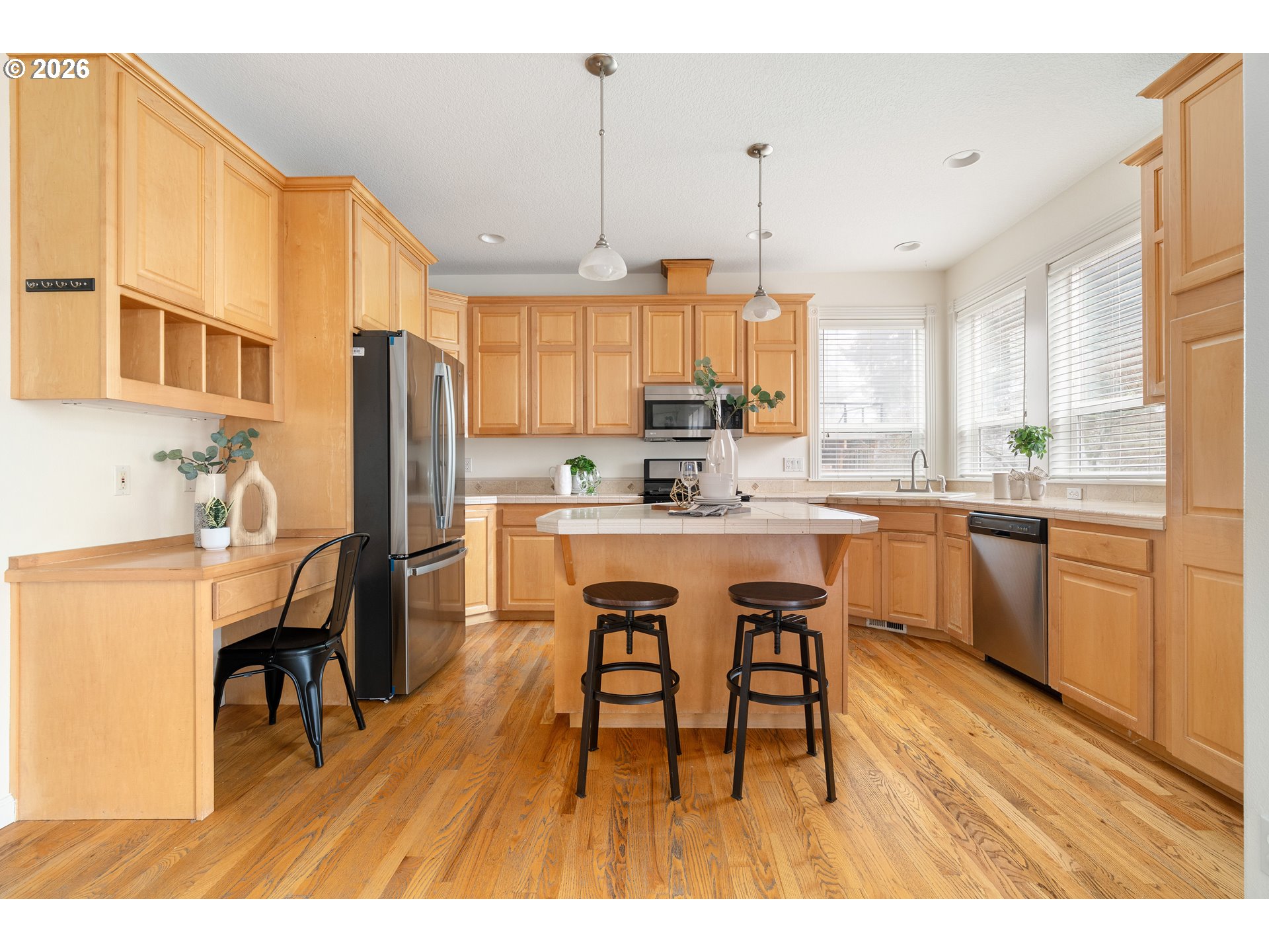 11736 Finnegans Way Oregon City, OR 97045 - Photo 13 of 48