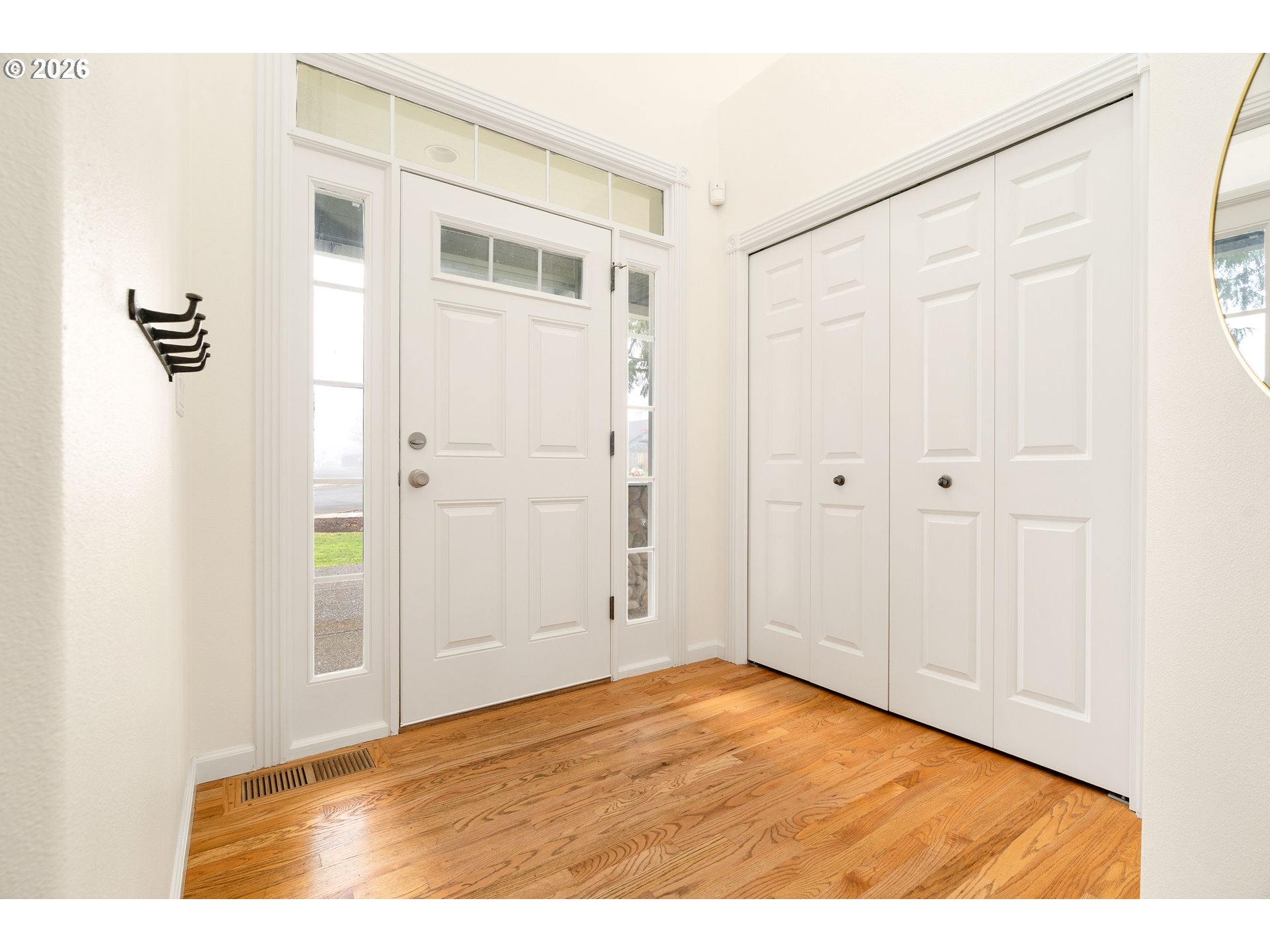 11736 Finnegans Way Oregon City, OR 97045 - Photo 4 of 48