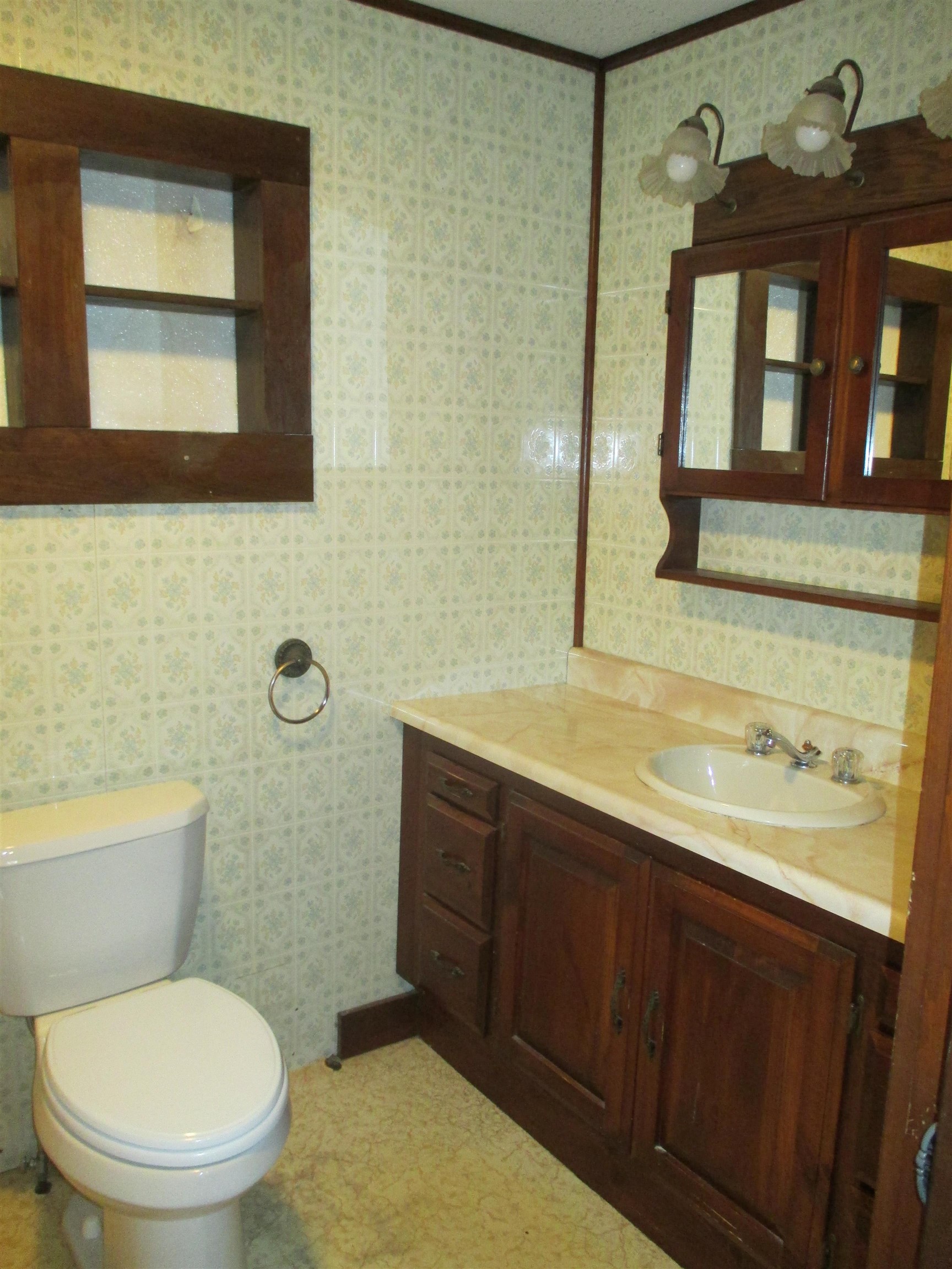 294 Main Street Farmington, NH 03835 - Photo 14 of 21