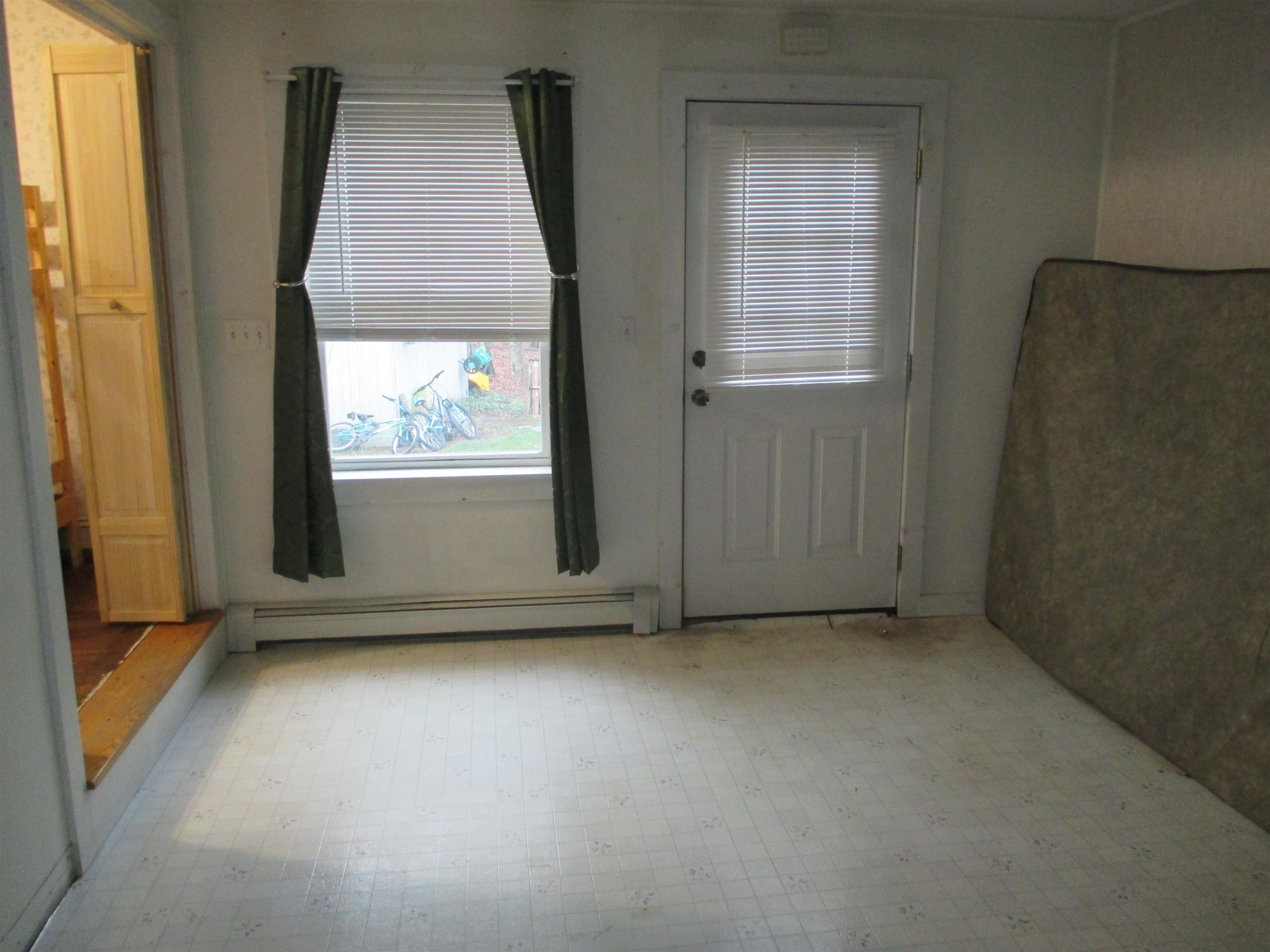 294 Main Street Farmington, NH 03835 - Photo 16 of 21
