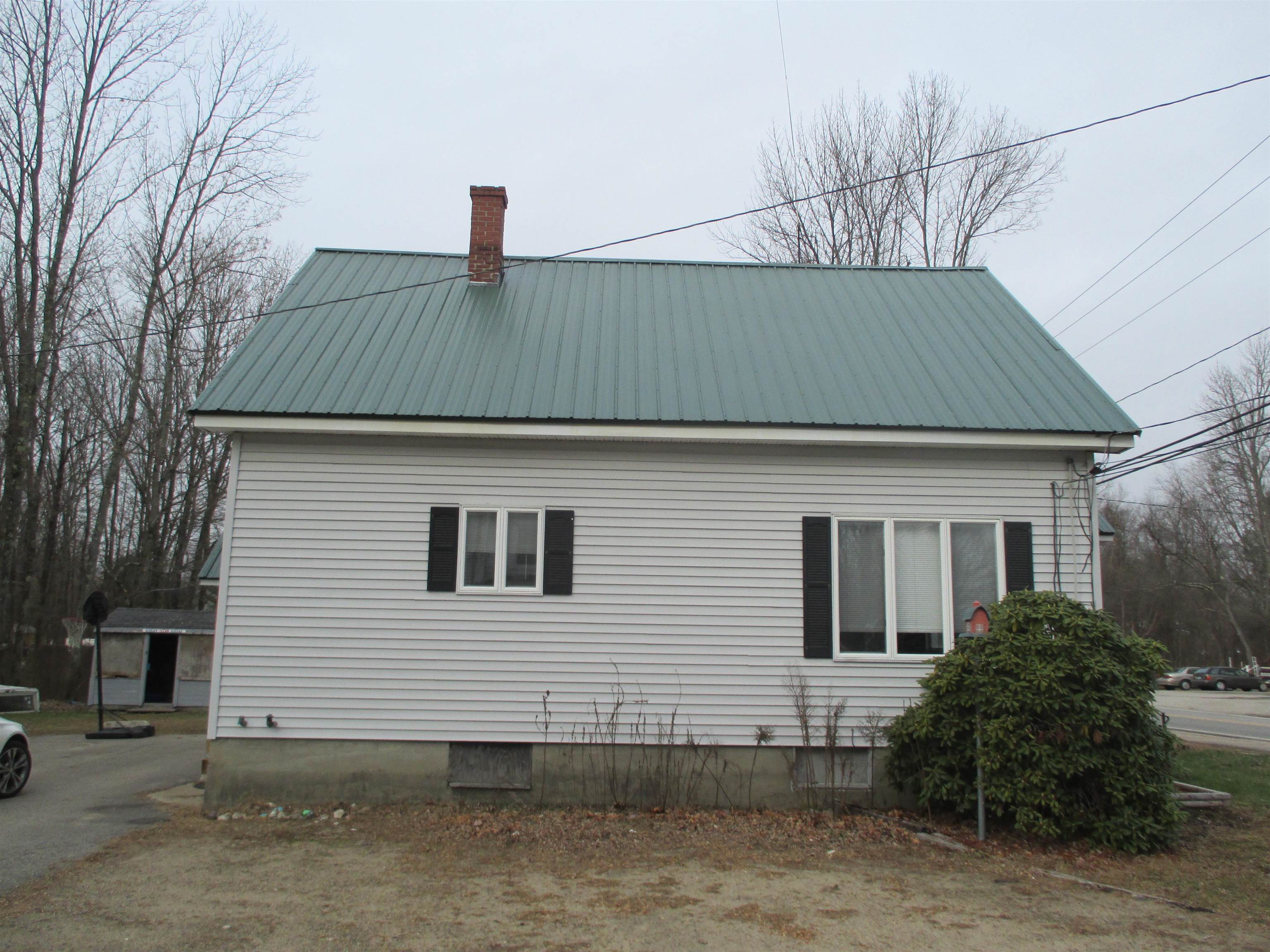 294 Main Street Farmington, NH 03835 - Photo 3 of 21