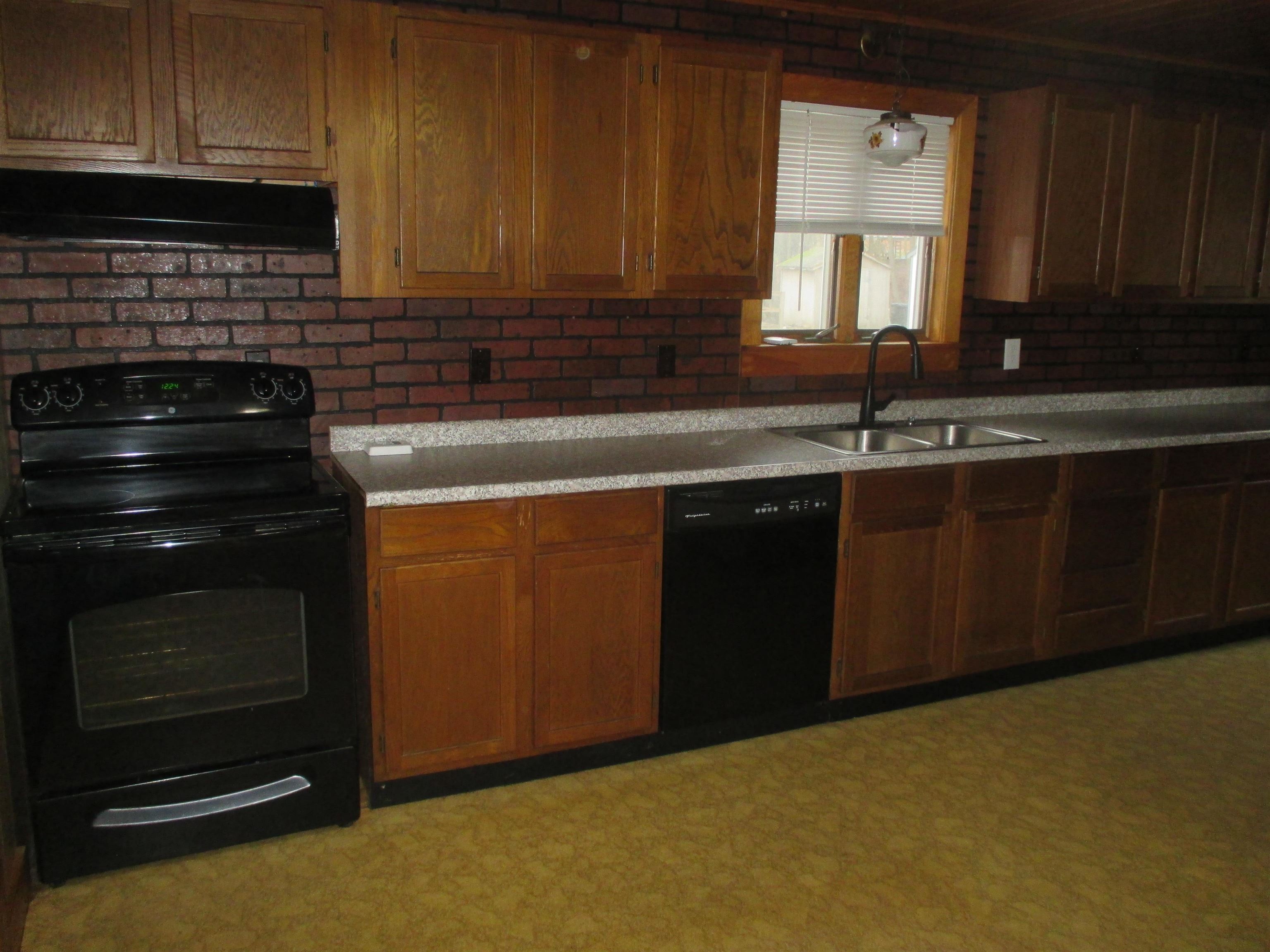 294 Main Street Farmington, NH 03835 - Photo 10 of 21