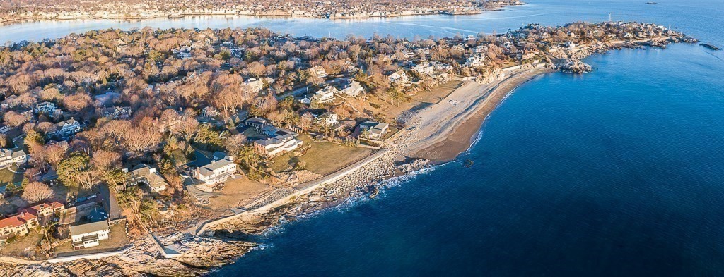 325 Ocean Avenue Marblehead, MA 01945 - Photo 18 of 36