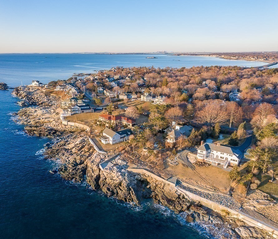 325 Ocean Avenue Marblehead, MA 01945 - Photo 20 of 36