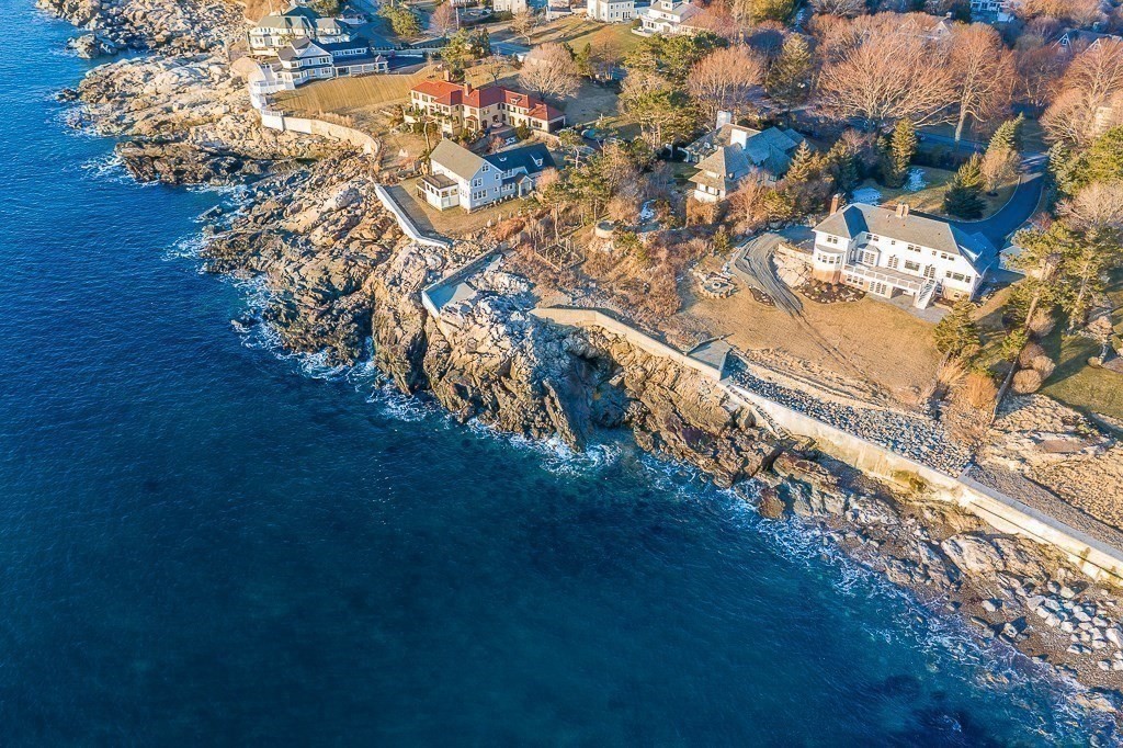 325 Ocean Avenue Marblehead, MA 01945 - Photo 21 of 36