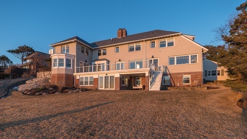 325 Ocean Avenue Marblehead, MA 01945 - Photo 28 of 36