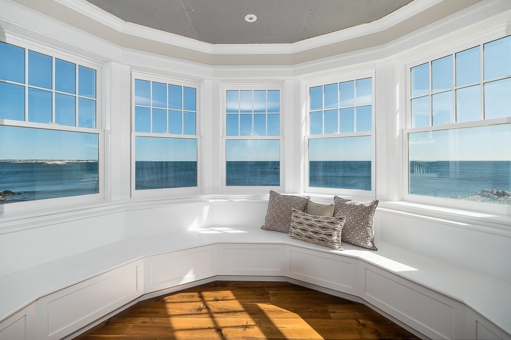 325 Ocean Avenue Marblehead, MA 01945 - Photo 7 of 36