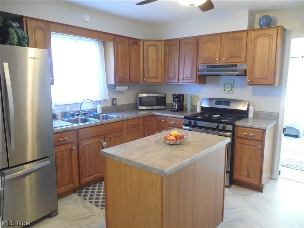 2141 Ruth Street Hubbard, OH 44425 - Photo 14 of 31 Gallery Image 14