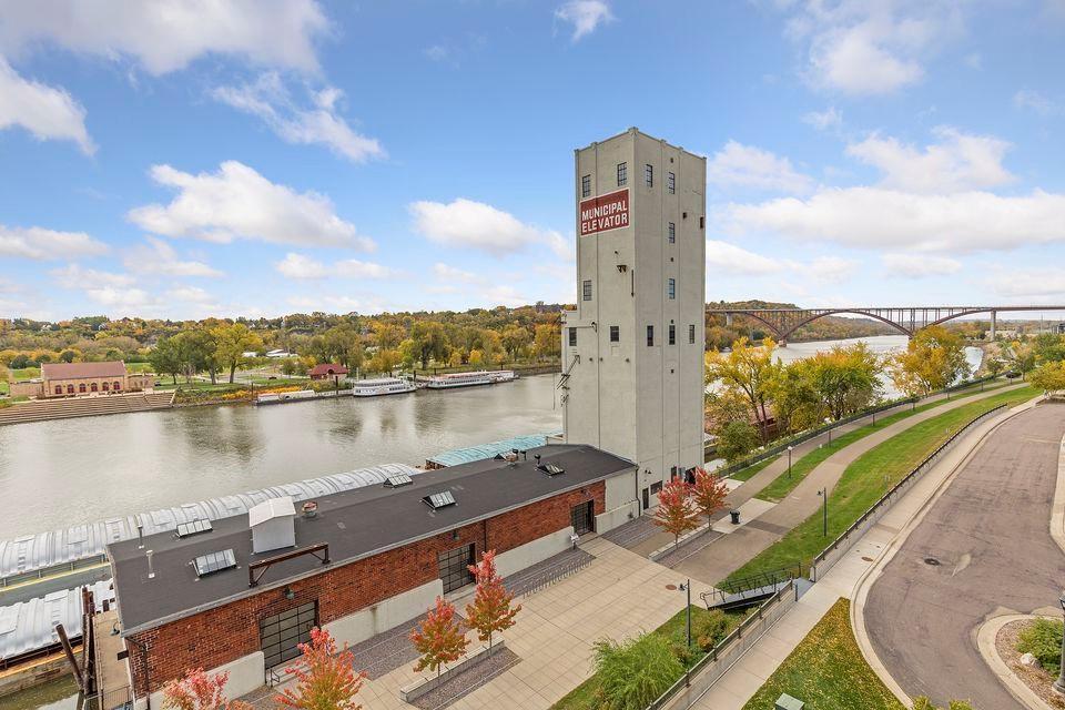 240 Spring Street, Unit 413 St. Paul, MN 55102 - Photo 4 of 33