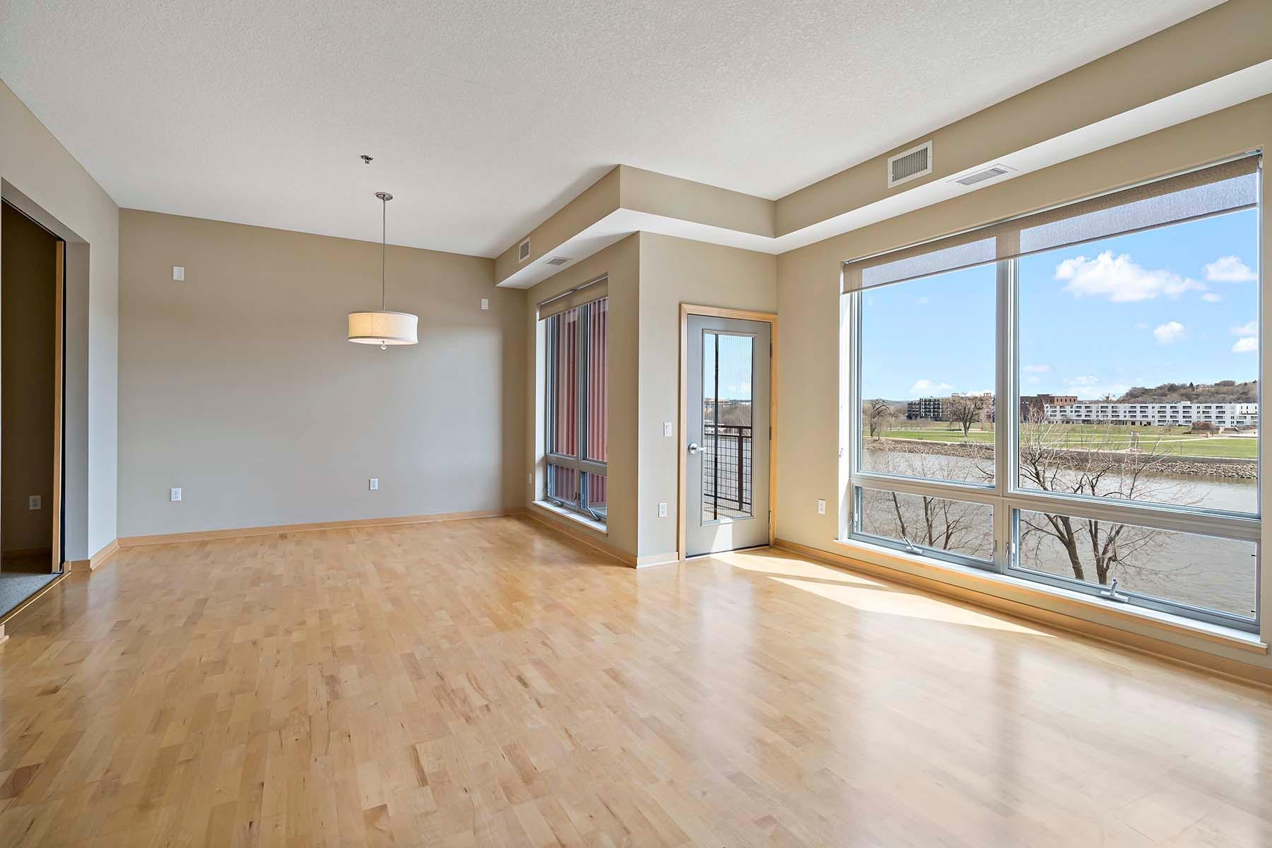 240 Spring Street, Unit 413 St. Paul, MN 55102 - Photo 7 of 33
