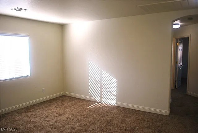 $2,600 | 10031 Cranbrook Falls Court, Las Vegas, NV 89148