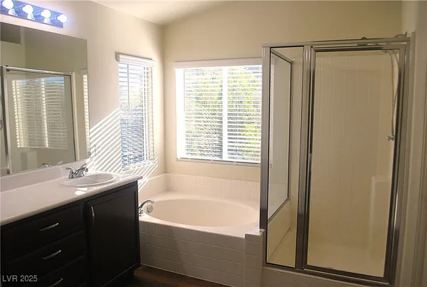 $2,500 | 10031 Cranbrook Falls Court, Las Vegas, NV 89148