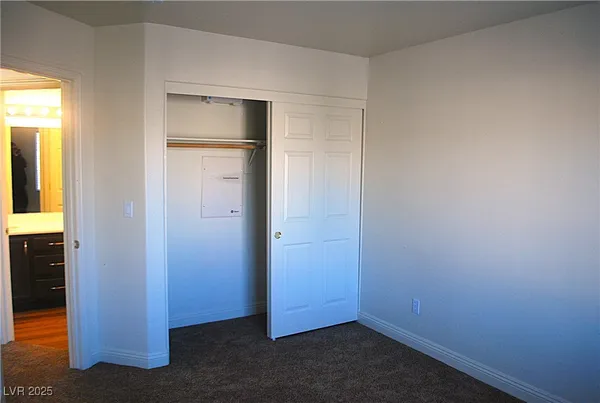 $2,500 | 10031 Cranbrook Falls Court, Las Vegas, NV 89148