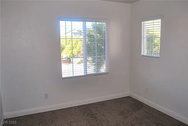 $2,600 | 10031 Cranbrook Falls Court, Las Vegas, NV 89148