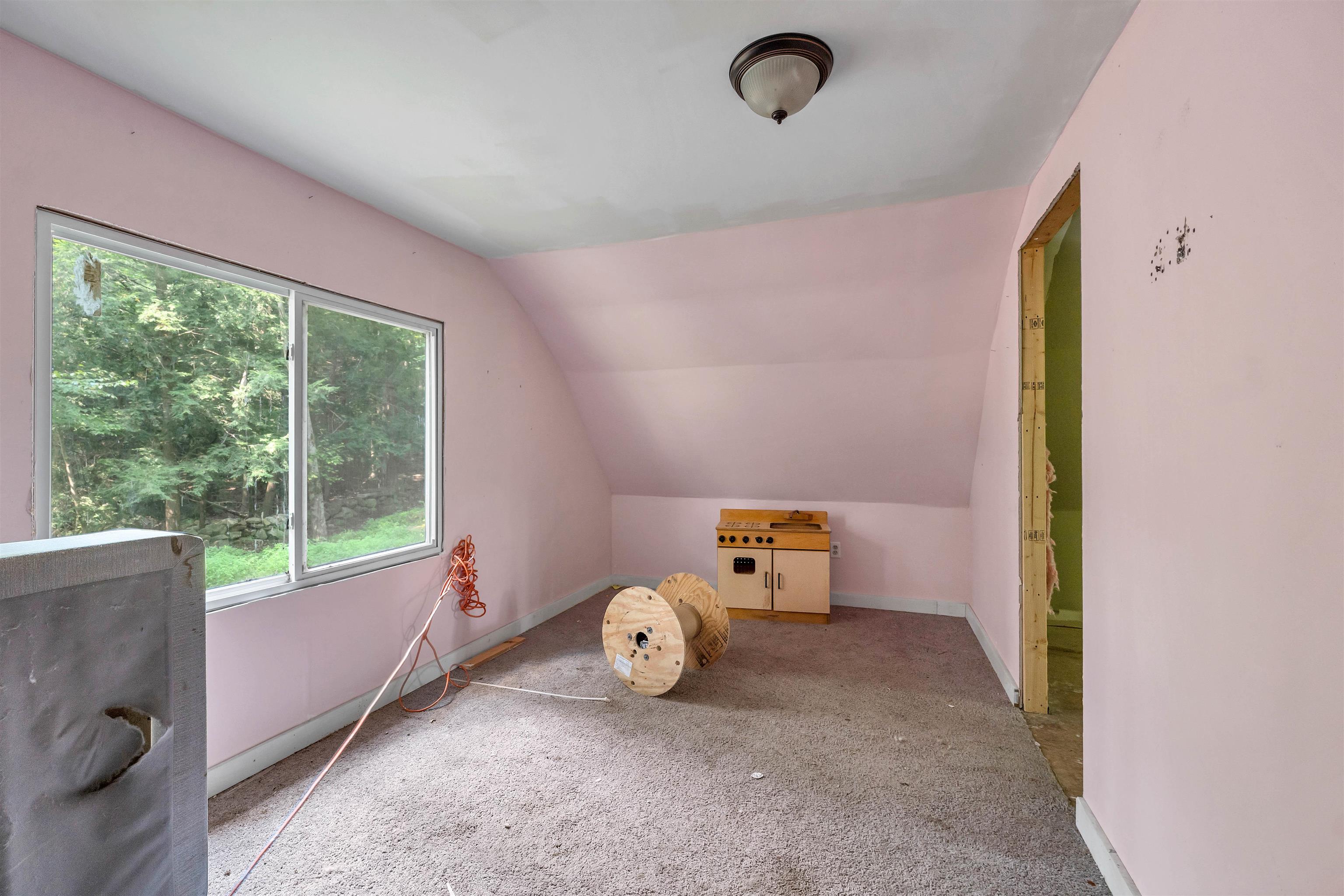 357 Pittsfield Road Loudon, NH 03307 - Photo 14 of 21