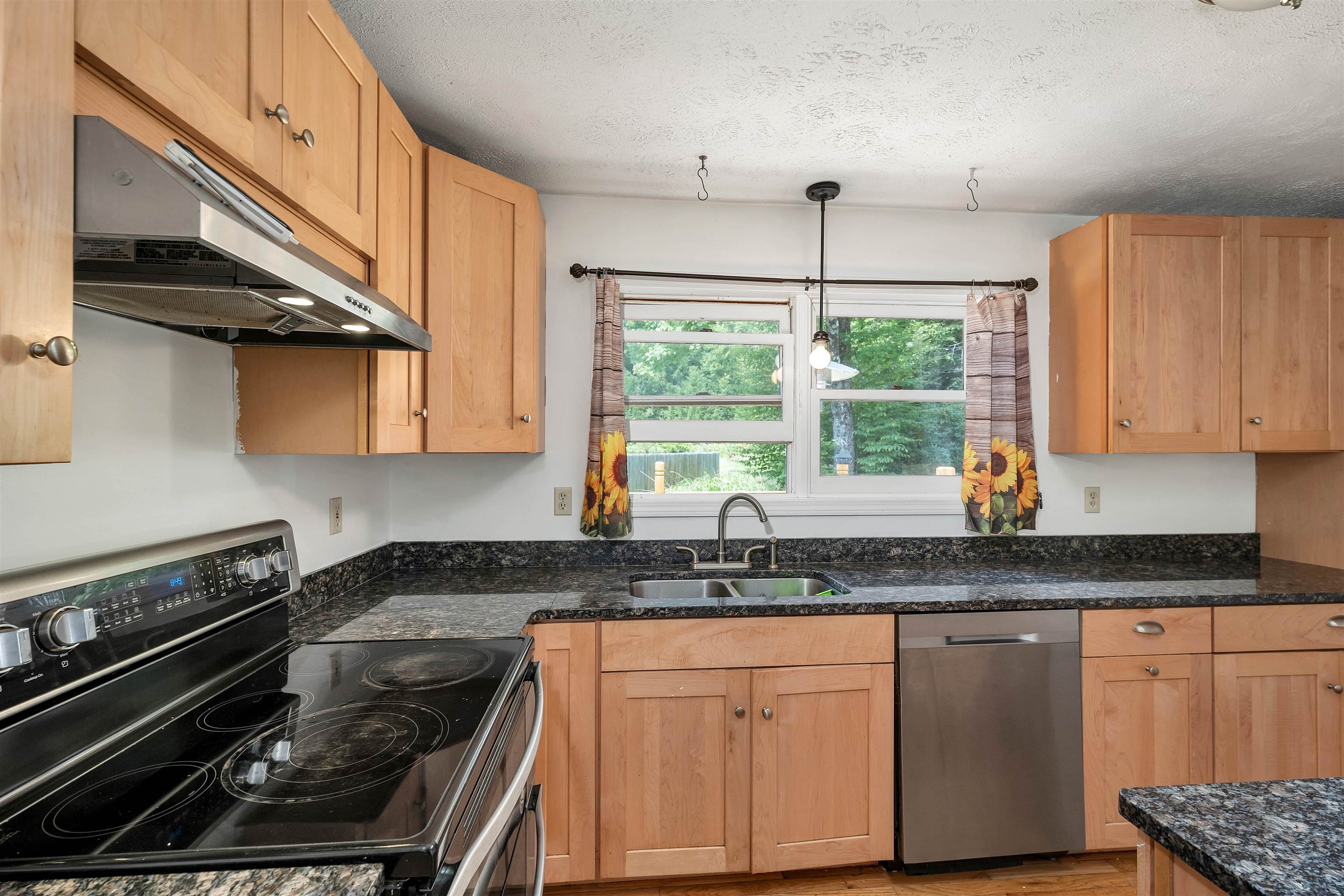 357 Pittsfield Road Loudon, NH 03307 - Photo 15 of 21