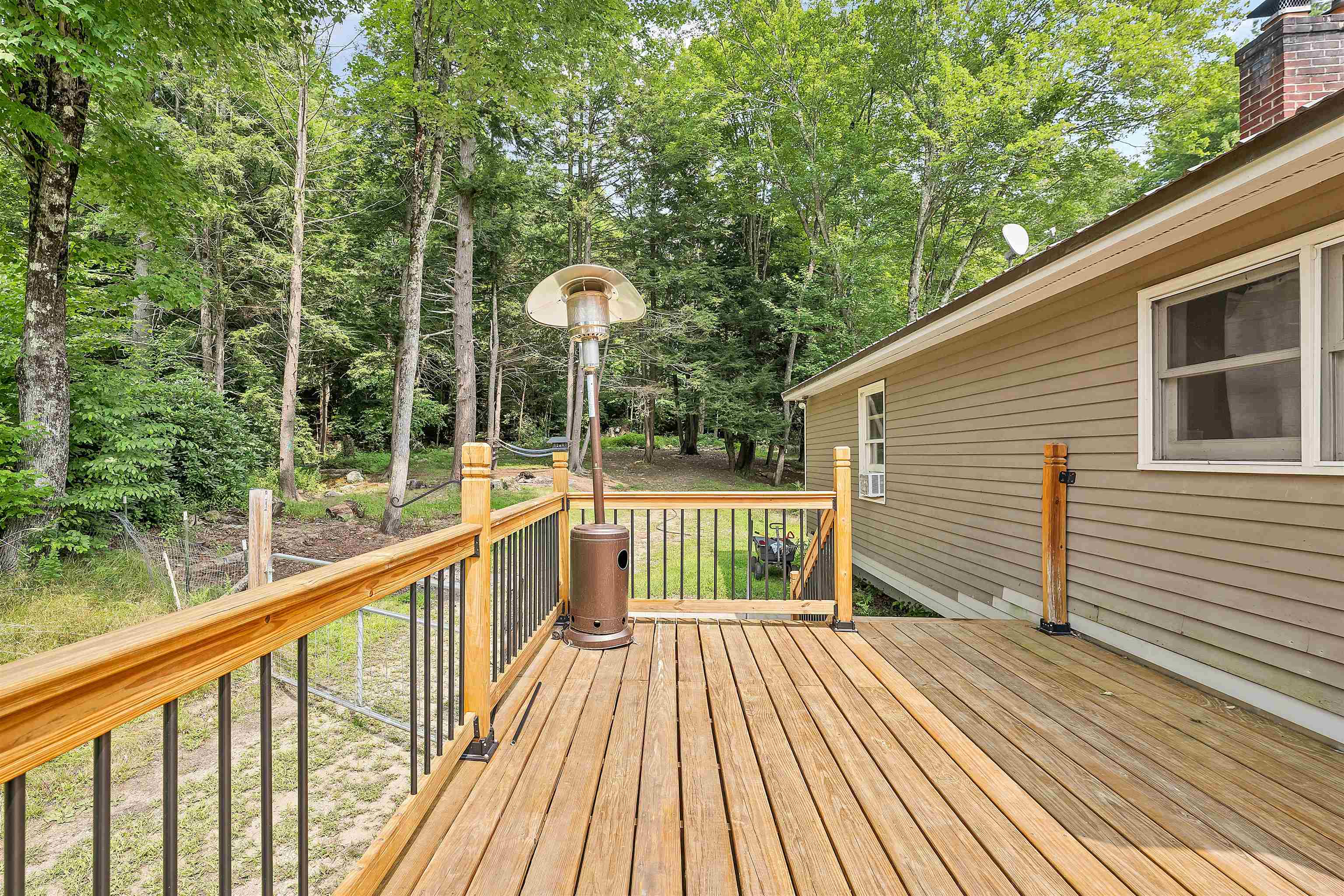 357 Pittsfield Road Loudon, NH 03307 - Photo 5 of 21