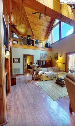 $865,000 | 811 Hemlock Drive, Newland, NC 28657