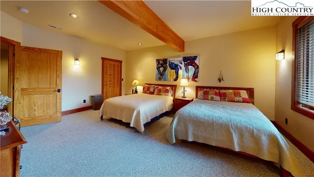 $865,000 | 811 Hemlock Drive, Newland, NC 28657