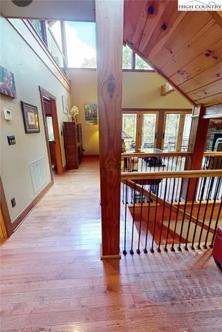 $865,000 | 811 Hemlock Drive, Newland, NC 28657