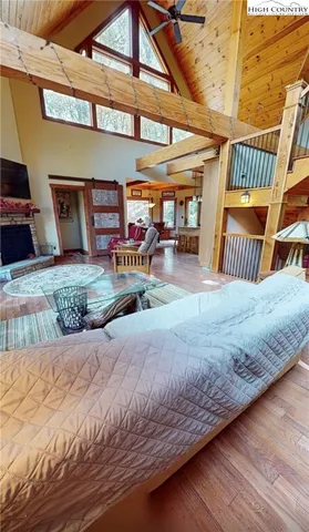 $865,000 | 811 Hemlock Drive, Newland, NC 28657