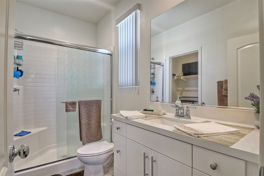 4213 Calle Del Rio Oceanside, CA 92057 - Photo 13 of 25 Gallery Image 13