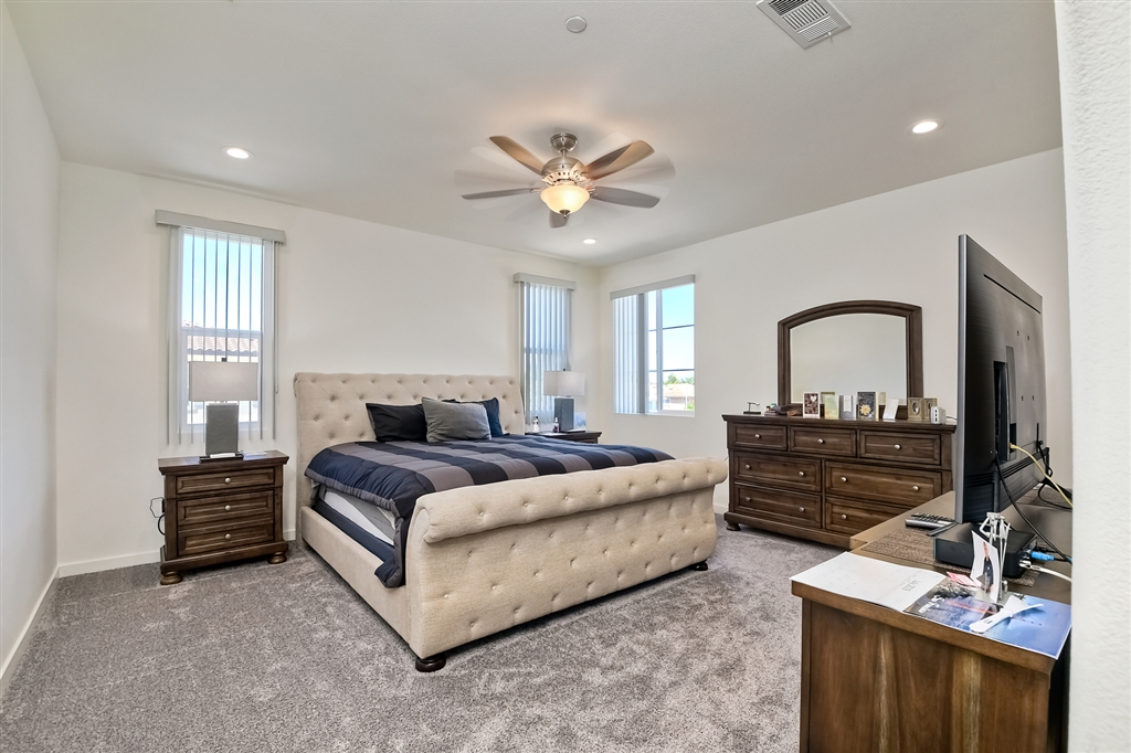 4213 Calle Del Rio Oceanside, CA 92057 - Photo 15 of 25 Gallery Image 15