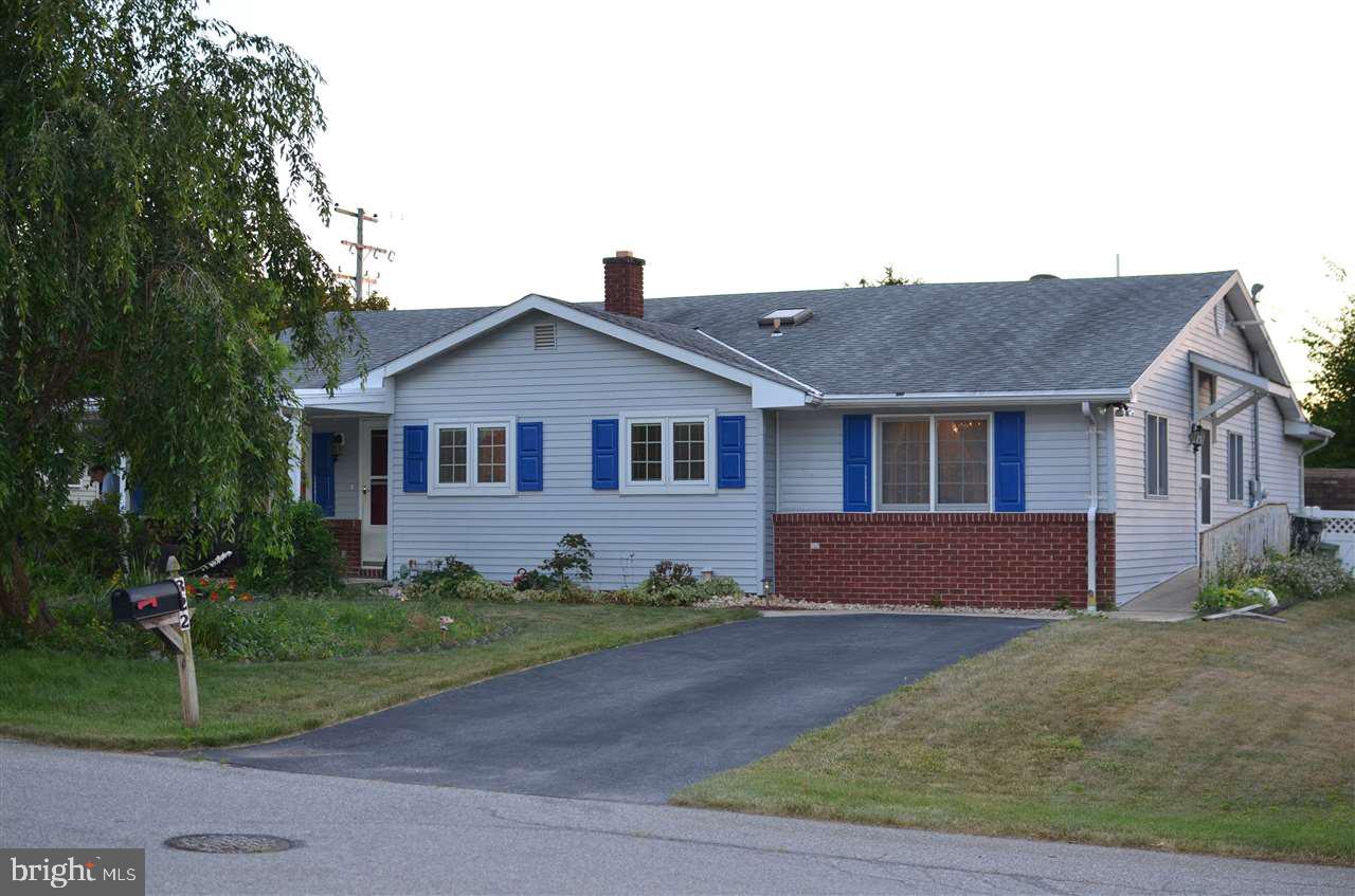 322 Maywood Road York, PA 17402 - Photo 1 of 35 Gallery Image 1