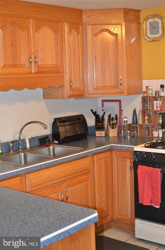 322 Maywood Road York, PA 17402 - Photo 17 of 35 Gallery Image 17