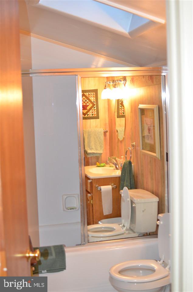 322 Maywood Road York, PA 17402 - Photo 26 of 35 Gallery Image 26