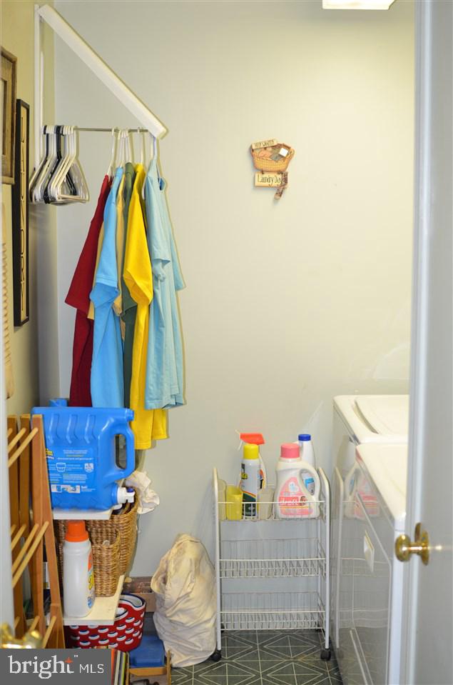 322 Maywood Road York, PA 17402 - Photo 30 of 35 Gallery Image 30