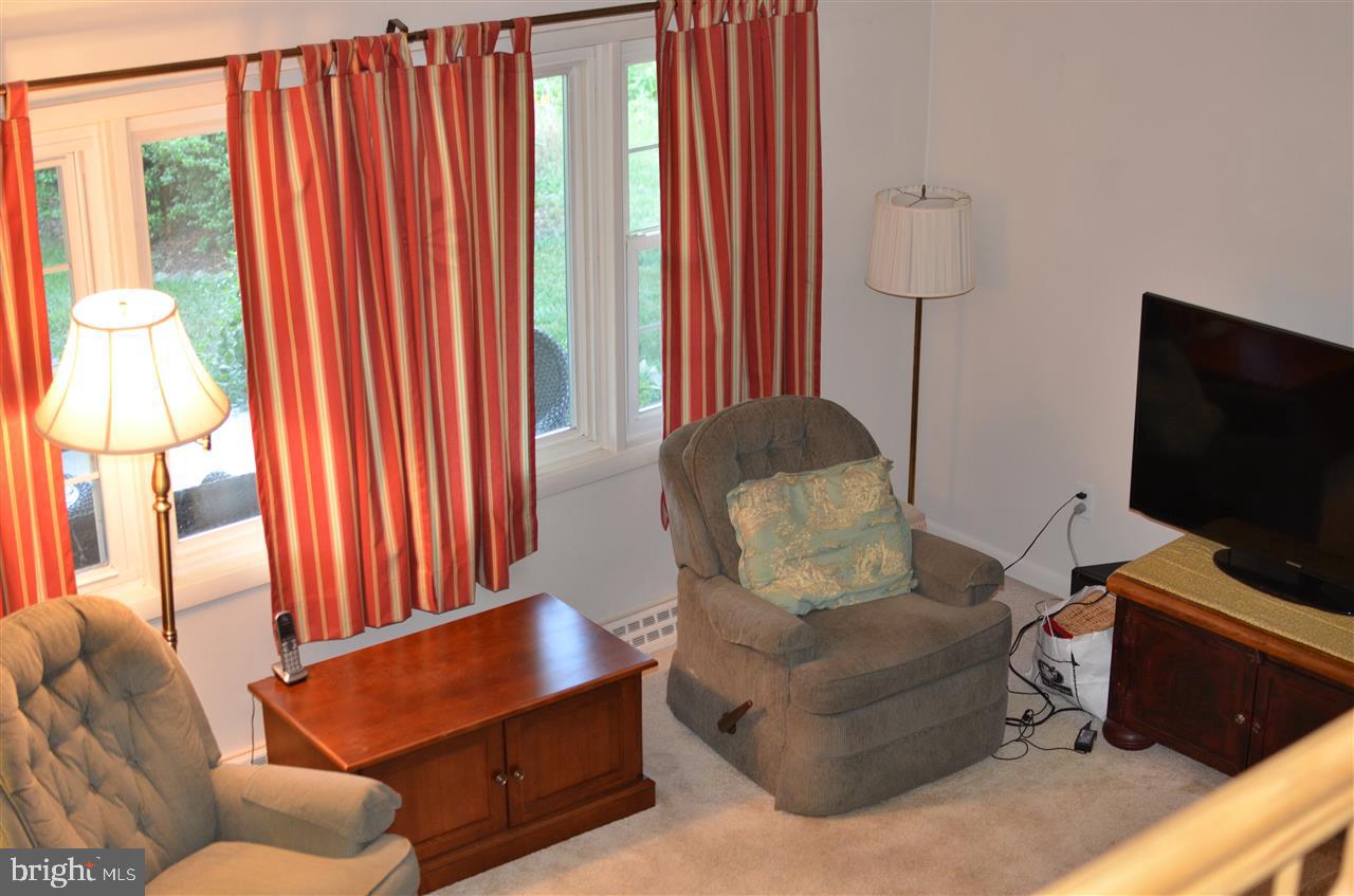 322 Maywood Road York, PA 17402 - Photo 7 of 35 Gallery Image 7