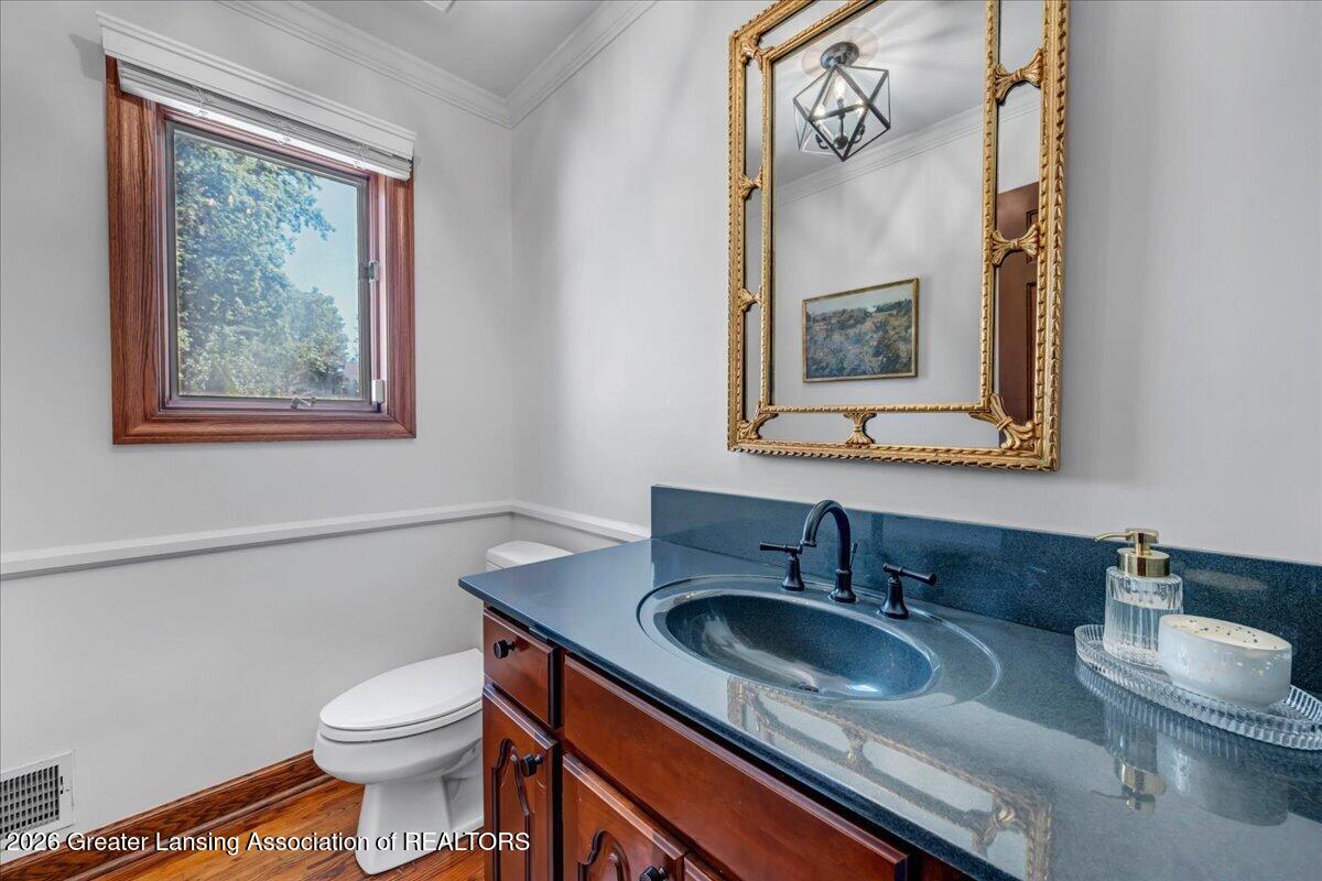 1352 Foxcroft Road East Lansing, MI 48823 - Photo 21 of 61 16-DSC00862
