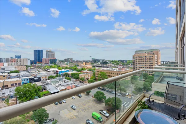 $1,124,800 | 555 East 5th Street, Unit 911, Austin, TX 78701