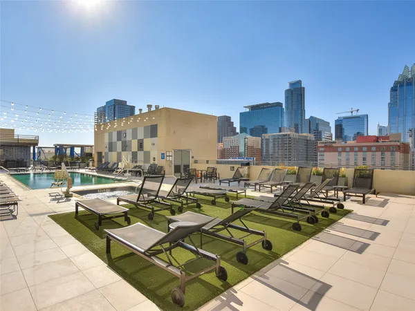 $1,124,800 | 555 East 5th Street, Unit 911, Austin, TX 78701