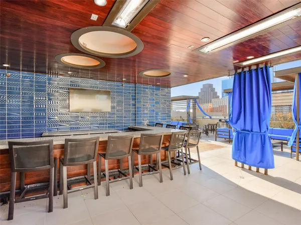 $1,124,800 | 555 East 5th Street, Unit 911, Austin, TX 78701