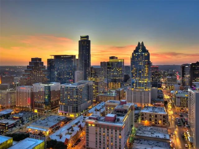 $1,199,800 | 555 East 5th Street, Unit 911, Austin, TX 78701
